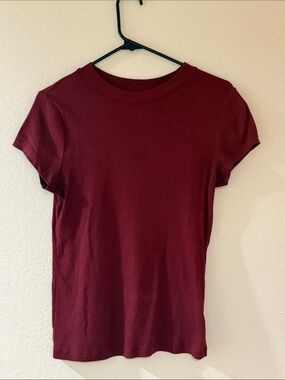a new day Women's Crewneck Tee in Burgundy